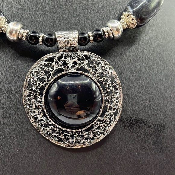 MIXIT Statement Necklace Medallion Acrylic Black Beads and Silver Tone Big Bold - Picture 5 of 11